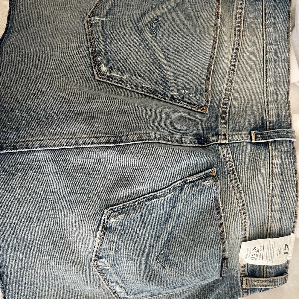 Brand NWT! Hudson
Vivid Denim Mini Skirt - Picture 4 of 7